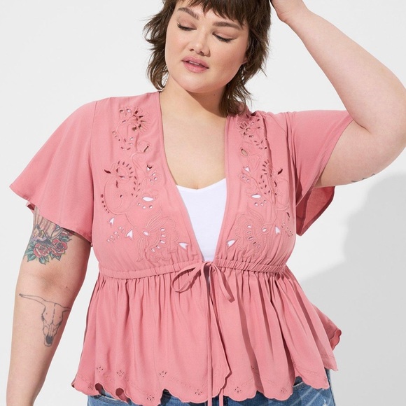 TORRID Eyelet Challis Tie Front Third Piece Dusty Rose NWT - Picture 3 of 9